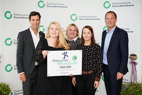 Gruppenfoto von der Plakettenverleihung Bezirk Gänserndorf