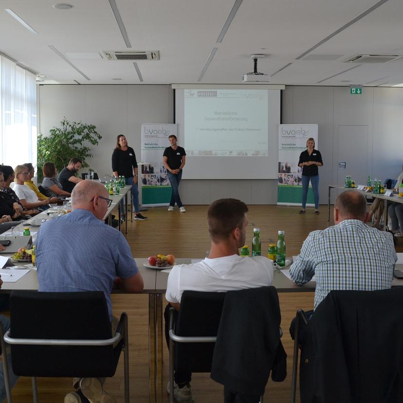 Mehr Informationen zum Thema: Betriebliche Gesundheitsförderung (BGF): Get together mit der Polizei Steiermark!