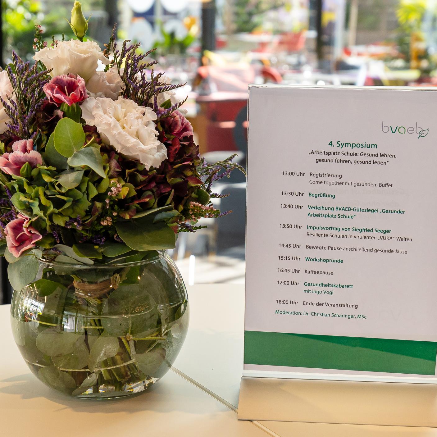 Mehr Informationen zum Thema: Resiliente Schulen in virulenten Welten